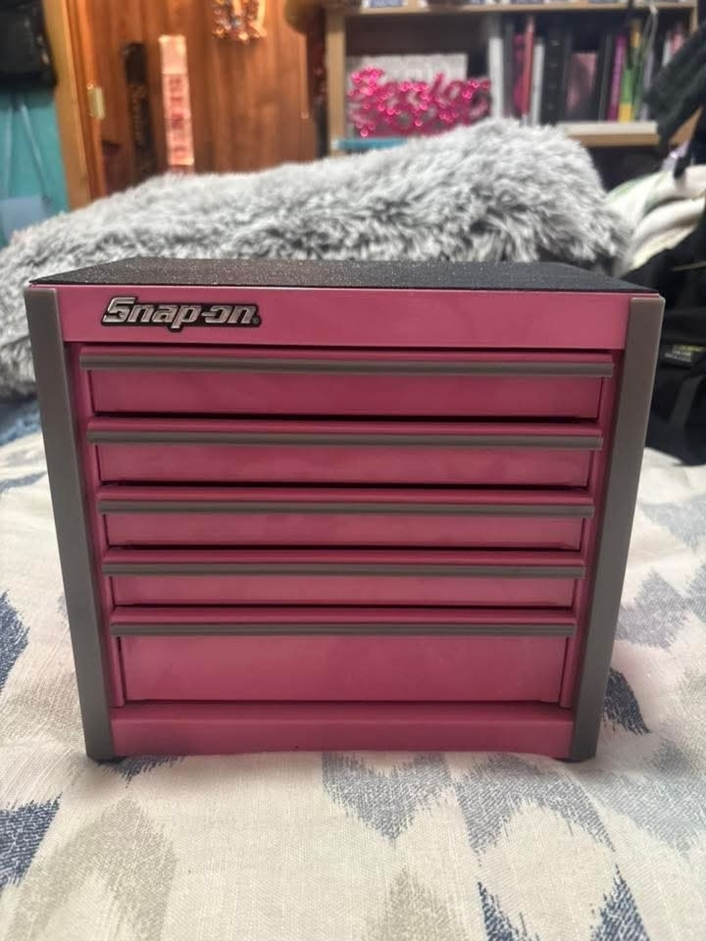 Snap-on Pink Jewelry Tool Chest Organizer